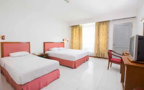Bandar Narita Hotel