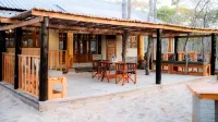 Rustic Luxury Farm Cabin Located in Hwedza - 2031 - WLAN