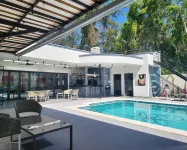 Hotel Oasis-Dream Holidays - la Petite France Hoteles en Caacupé