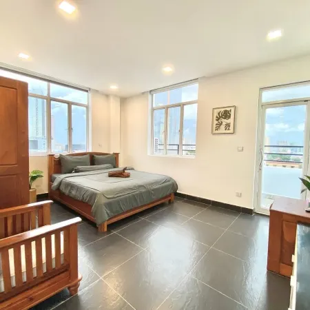 WH Bassac Residence