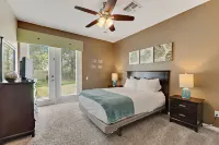 Vista Cay Resort, Next To Universal 821 3 Bedroom Townhouse Hotels in SeaWorld Area