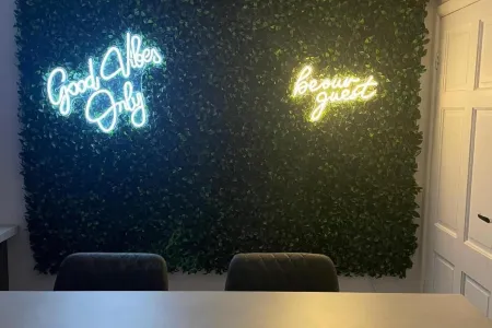 Home from Home-Family&Contractor Friendly-Sleeps 7 Отели рядом с достопримечательностью «Университет Уольверхэмптон»