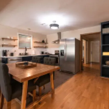 逃到修復的1920年代東韋科平房