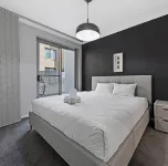 Kozyguru | Ryde | Cosy 2Bed Apt With Private Yard Hotels in Ryde