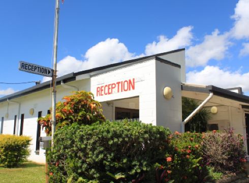 Cardwell at the Beach