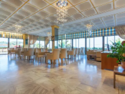 Golden Sand Hotel فنادق في خيوس