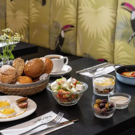 Maxim Design Hotel 3 Star Superior Отели рядом с достопримечательностью «Пляж Frishman»