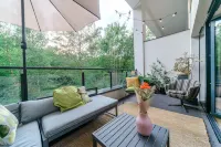 Lumina Cozy 2-Level Apart with Terrace Hotels in Gmina Aleksandrow Lodzki