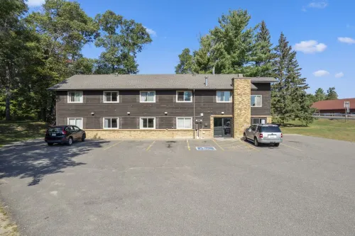 Pelican Lakes Motel Hotels in Nisswa