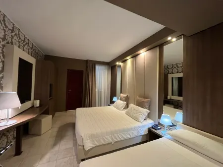 Hotel Lafayette Отели в г. Molfetta