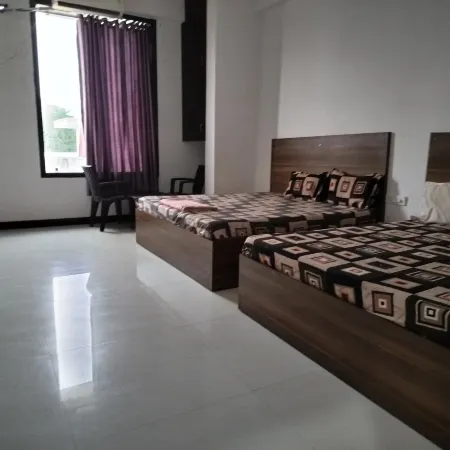 Ashirwad Hotel
