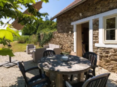 擁有泳池和餐廳等設施的中世紀城堡浪漫住宿