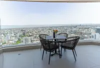 WealthyStays SkyHigh Central 360 Hotels in Strovolos