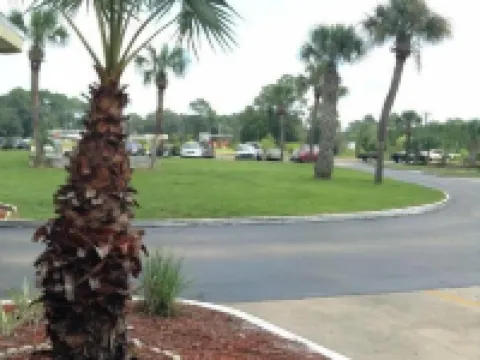 Nassau Holiday Motel 유리 호텔