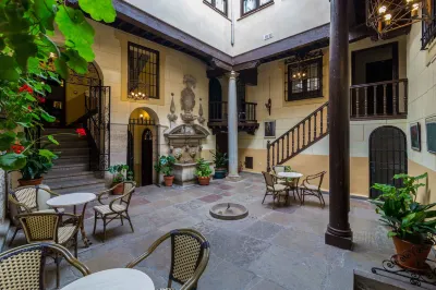 Palacio de Mariana Pineda Hotels near Alhambra