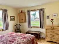 Montgomery Cavendish Cottages - Homestays