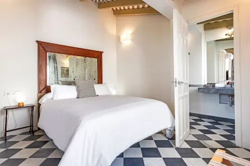 Genteel Home San Laureano Hotels in Camas