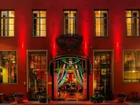 Dorsia Hotel & Restaurant Hotels near Centrum