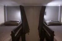 Sierra Madre Divers Dorm Room Hotels in 