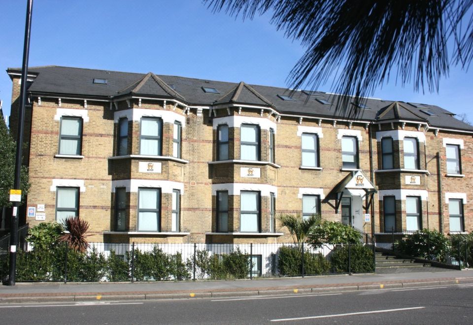hotel overview picture