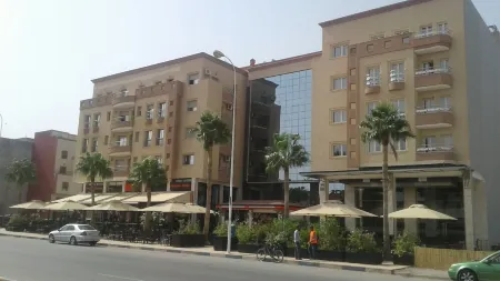 Hotel Molen Nador Отели рядом с достопримечательностью «Atalayoun Golf Resort»