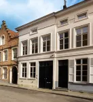 Maison Amodio Boutique with Sunny Terrace in Quiet Neighborhood