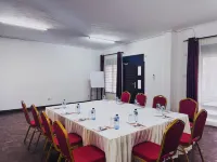 Milele Beach Hotel Hotel di Bamburi
