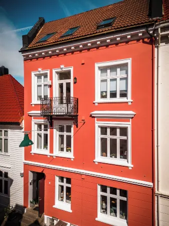 Dragesmauet Apartments Отели рядом с достопримечательностью «Bergen Maritime Museum»