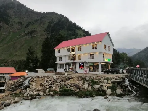 White House Hotel & Resorts