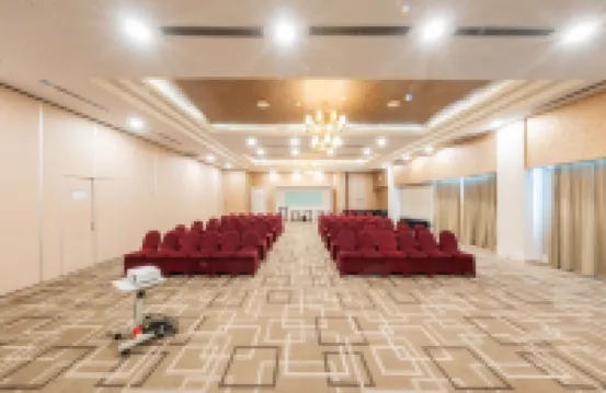 巴里巴班伽特拉大酒店