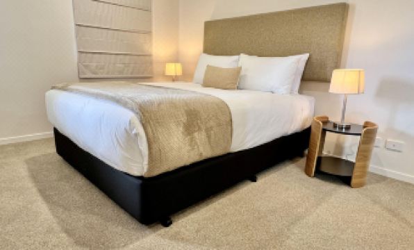 Sixty Six Boutique Apartments - Housity