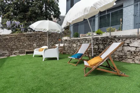 Feel Discovery Homes in Douro