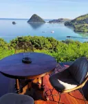 Paradise Garage Komodo Villa