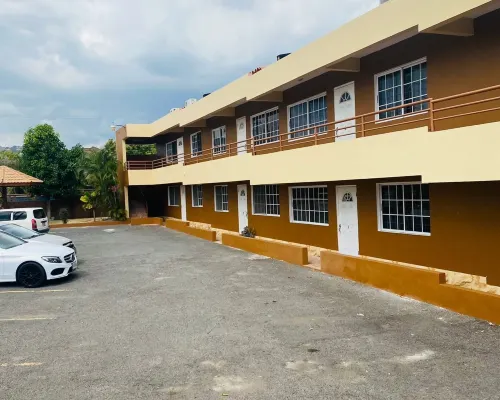 Blissett Apts Your  Home Away from Home Hotels in Kingston