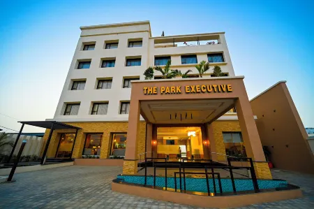 King's Kraft the Park Executive Hotel