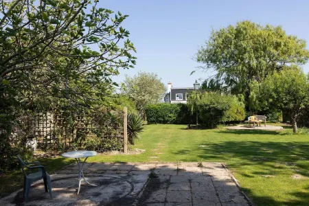 Historic Railway Home - Selsey Seafront