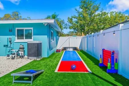 Clearwater Dream! Singles Pickleball, Heated Pool