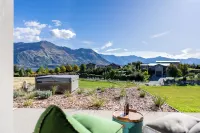 Ridgecrest - Sleeps 12 - Mountain Views