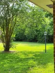 3-bedroom vacation home 13 minutes from Willowbrook Mall Hotels near Shaw's R & R Jewelry and Loan