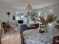 House with large garden in an oyster farming site close to the beach and the golf course.