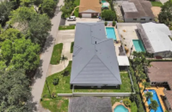 7BR w/ Heated Pool Jacuzzi, Theatre