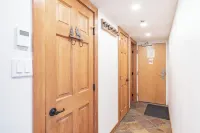 Moscato-Ski-In/Ski-Out (A Condo at Carleton Lodge)