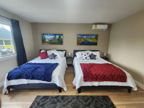 Newly remodeled downstairs getaway located in the Center of the Nation!