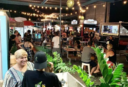 Hermosa Casa, con piscina a 2 minutos de la playatodo cerca!