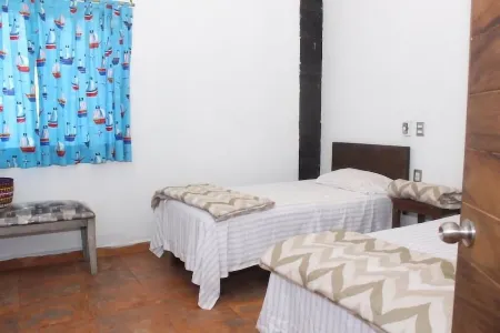 Relaxing Vacation house - 5 min from the beach! Отели в г. Lo de Marcos