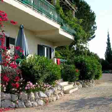 Apartment with stunning sea views in Villa del Arte, Lefkas, up to 4 people Hotel Exterior