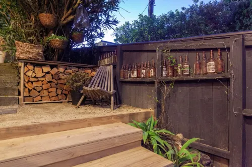 Sunny Seaside Escape - Raumati South