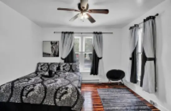 Allentown paradise near ppl center -1 paid parking per booking