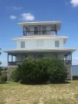 WATERFRONT! Tranquility bytheSea, CShoreBeachHome, Across from Beach onthe Sound - 2-Star