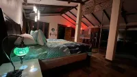 Hot springs 1 mile. Amazing views.Arenal Volcano 23.8 miles . Luxury and comfort
